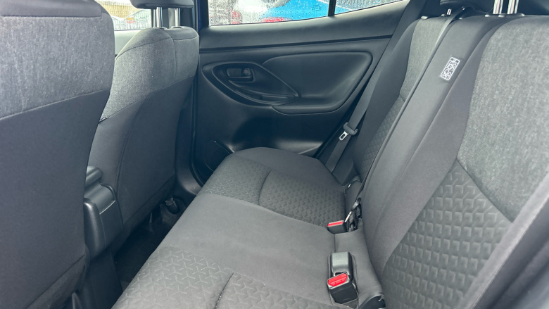 Toyota Yaris Cross 1.5 Hybrid Design 5dr CVT Hybrid Estate